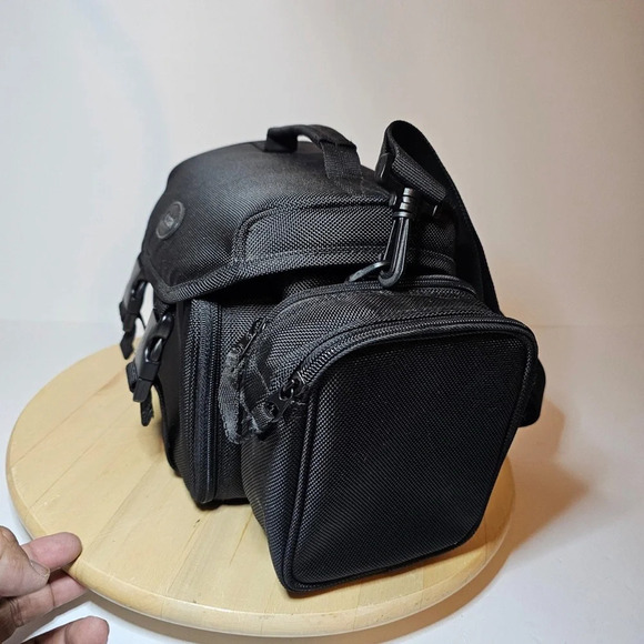 VINTAGE Kodak Black Padded Camera Bag With Multiple Pockets And Compartments - Picture 2 of 9